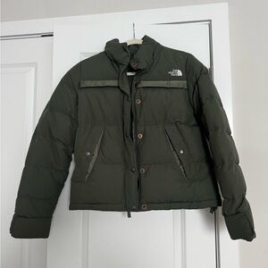 The North Face Forester 550 Down Puffer Jacket